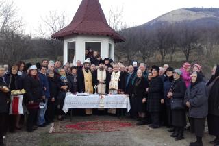 Troiţă închinată Sfinţilor Arhangheli, în Parohia Viişoara