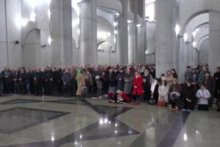 Slujire arhierească la hramul Catedralei din Suceava