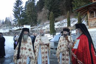 Liturghie arhierească și hirotonie întru ierodiacon, la Mănăstirea Sihla