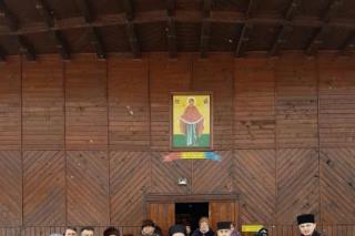 Liturghie arhierească pe „Meteora“ Bacăului