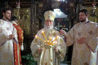 Slujire arhierească la Catedrala Arhiepiscopală din Suceava în Duminica Ortodoxiei