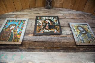 Cei doi monahi împăcați de Maica Domnului