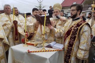 Hramul Parohiei Mănăstirea Caşin II, serbat prin Liturghie arhierească