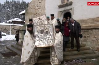 (Video) Izvorul tămădurii - hram la Mănăstirea Bistrița
