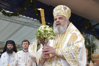 Sfinții canonizați astăzi au primit de la Dumnezeu apa cea vie și-au transformat-o în izvor de apă curgătoare către viața veșnică