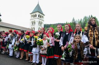 (Foto) Mănăstirea Putna: Primirea Părintelui Patriarh Daniel şi a delegaţiei oficiale