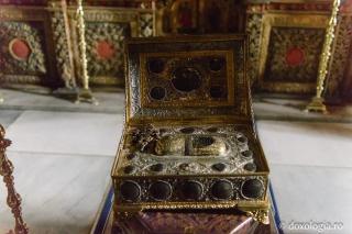 Moaștele Sfintei Ana de la Schitul „Sfânta Ana” – Athos