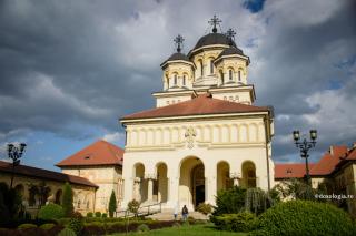 (Video) De ce și de către cine este atacată astăzi Biserica?