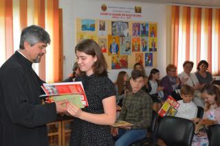 Festivitatea de premiere a concursului „Cuvânt şi culoare din suflet de copil“