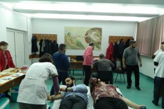 Eparhia Romanului şi Bacăului, implicată în campania „Donează sânge, salvează o viaţă!“