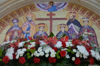 Altarul de vară al Mănăstirii Zosin, sfinţit de şase ierarhi (Galerie FOTO)