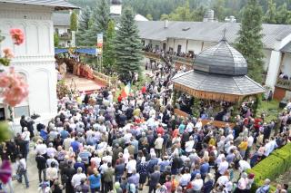 Hram la Mănăstirea Secu, una dintre cele mai vechi așezări monahale din Neamț
