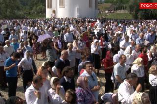 (Video) Șapte ierarhi la sfințirea bisericii mănăstirii Sihastria Putnei