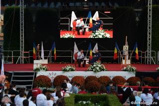 (Foto) Părintele Constantin Necula în mijlocul tinerilor #ITO2017