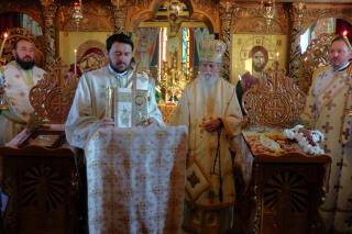 IPS Arhiepiscop Pimen:  „Luarea crucii înseamnă lepădarea de sine”