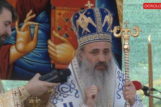 (Video) IPS Teofan: „Cel care reușește să poarte Crucea vieții sale, acela a reușit în viață”