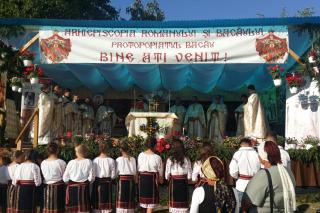 Biserica din satul Oprişeşti a fost resfinţită