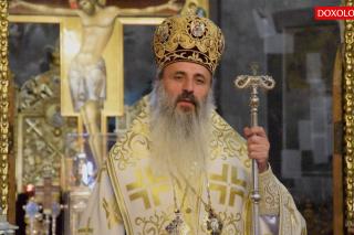(Video) IPS Teofan - Cuvântare la finalul Sfintei Liturghii la începerea anului universitar 2017-2018