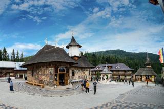 Cinstirea Sfinţilor Arhangheli în Moldova