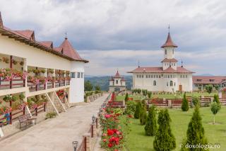 Sfântul Ştefan cel Mare, mănăstirea staţiunii Slănic Moldova