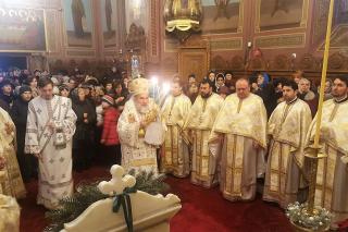 Prezenţe arhiereşti în parohiile „Sfântul Nicolae“ - Bacău şi Moara Grecilor