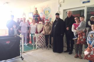 Bucurie pentru copiii internaţi în Spitalul Municipal din Oneşti