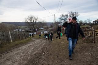 Activitate caritabilă de amploare în Parohia Runcu-Țibana: „Te ajuți pe tine dacă ajuți pe altcineva”