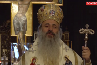 (Video) „Legământul nostru cu Dumnezeu trebuie permanent înnoit și hrănit” - Părintele Mitropolit Teofan
