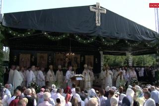 (Video) Mănăstirea Sihăstria Putnei - Slujba de Sfințire a bisericii și Sfânta Liturghie - Partea I, 27 august 2017