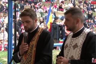 (Video) Acatistul Adormirii Maicii Domnului - Mănăstirea Nicula
