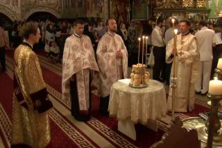 (Video) Slujba de Priveghere în cinstea Icoanei Prodromița - Biserica „Sf. Sava” Iași - Partea I- 11 iulie 2017
