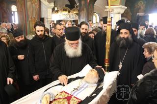 Binecuvântarea de după moarte a cuviosului Nectarie Vitalis († 8 februarie 2018)