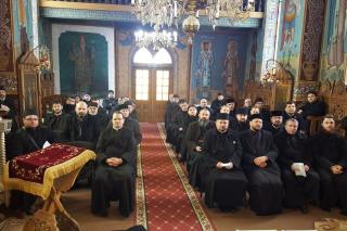 Întruniri preoţeşti în protopopiatele Bacău şi Sascut