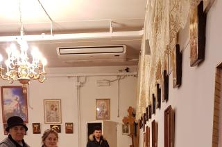 Încălţăminte în dar pentru copiii Spitalului „Sfânta Maria“