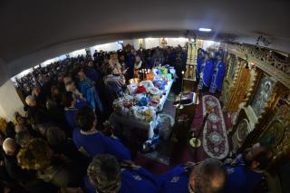 Sute de pelerini s-au rugat la Mănăstirea Hadâmbu