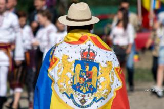 „Eroii cei mari ai naţiei noastre au dorit să vadă zilele pe care noi le-am ajuns şi nu s-au învrednicit de dânsele” (Episcopul Melchisedec Ștefănescu)