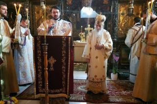 IPS Pimen: „Dacă avem credinţa şi faptele cele bune, avem dragoste faţă de aproapele nostru“