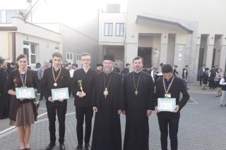 Premii la olimpiadele şcolare pentru elevii Seminarului Teologic de la Mănăstirea Neamţ