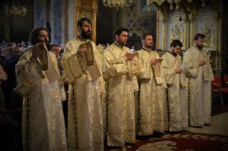 (Video) Sfânta Liturghie arhierească la Catedrala Mitropolitană din Iași în Duminica a 4-a după Paști