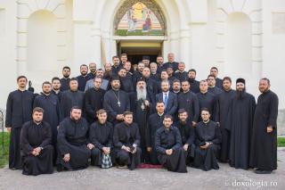 La Miclăușeni au început astăzi cursurile pentru obținerea gradelor profesionale pentru preoți