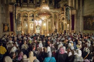 Duminica pot lipsi de la Sfânta Liturghie?