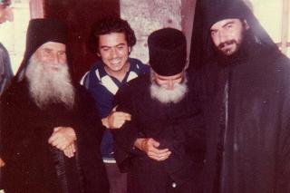 gheron Iosif Vatopedinul, viitorul părinte Nifon Vatopedinul, Cuviosul Paisie Aghioritul și viitorul Mitropolit Atanasie de Limasol