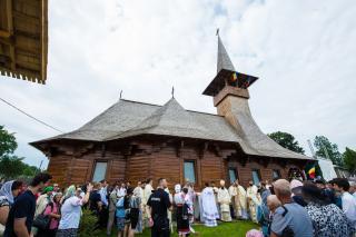 Sfințire de biserică la Dancaș: „Ce ne dă Dumnezeu în Sfânta Biserică? Ne dă iertare de păcate”