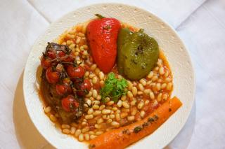 Fasole cu legume