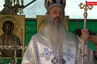 (Video) Cele mai mari daruri venite de la Dumnezeu, vin prin Maica Domnului - IPS Teofan