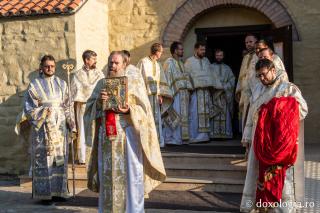 (Foto) Voluntarii ITOM 2018, la Sfânta Liturghie Arhierească