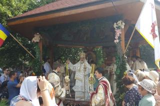 IPS Ioachim a slujit la Parohia „Precista” din Bacău
