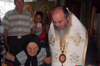Slujbă arhierească în parohiile Târzii şi Protopopeşti