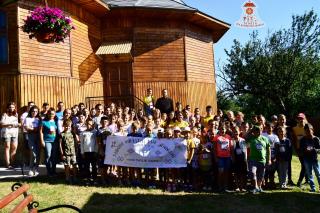 Tabăra din pridvorul satului: „Voioșeii din Șendreni”