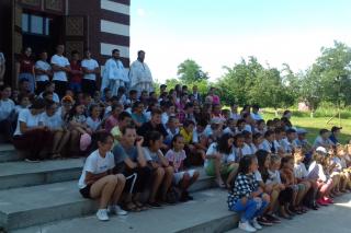 Tabăra „Vara pe uliță”, organizată de Primăria Răuseni împreună cu parohiile Doina și Rediu